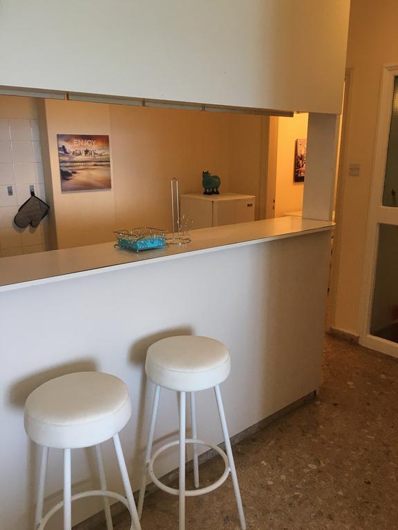 Alex Beach Apartment 51 Larnaca Bagian luar foto