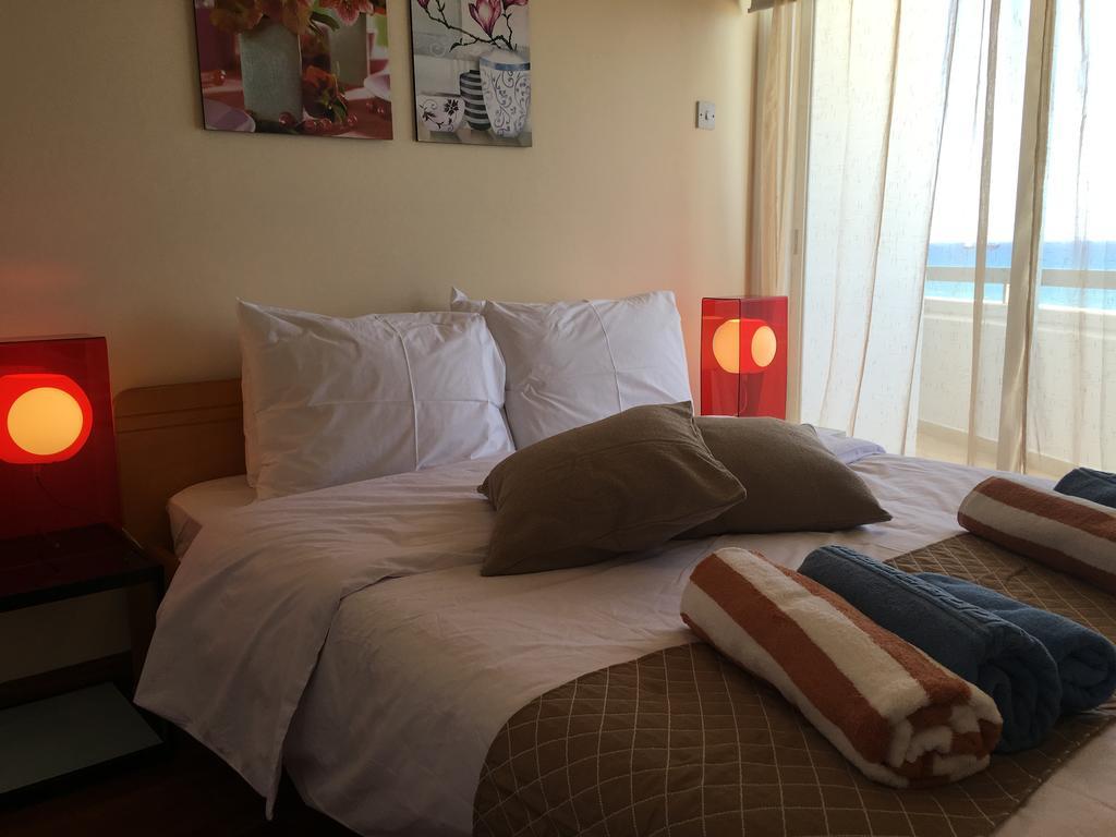 Alex Beach Apartment 51 Larnaca Bagian luar foto